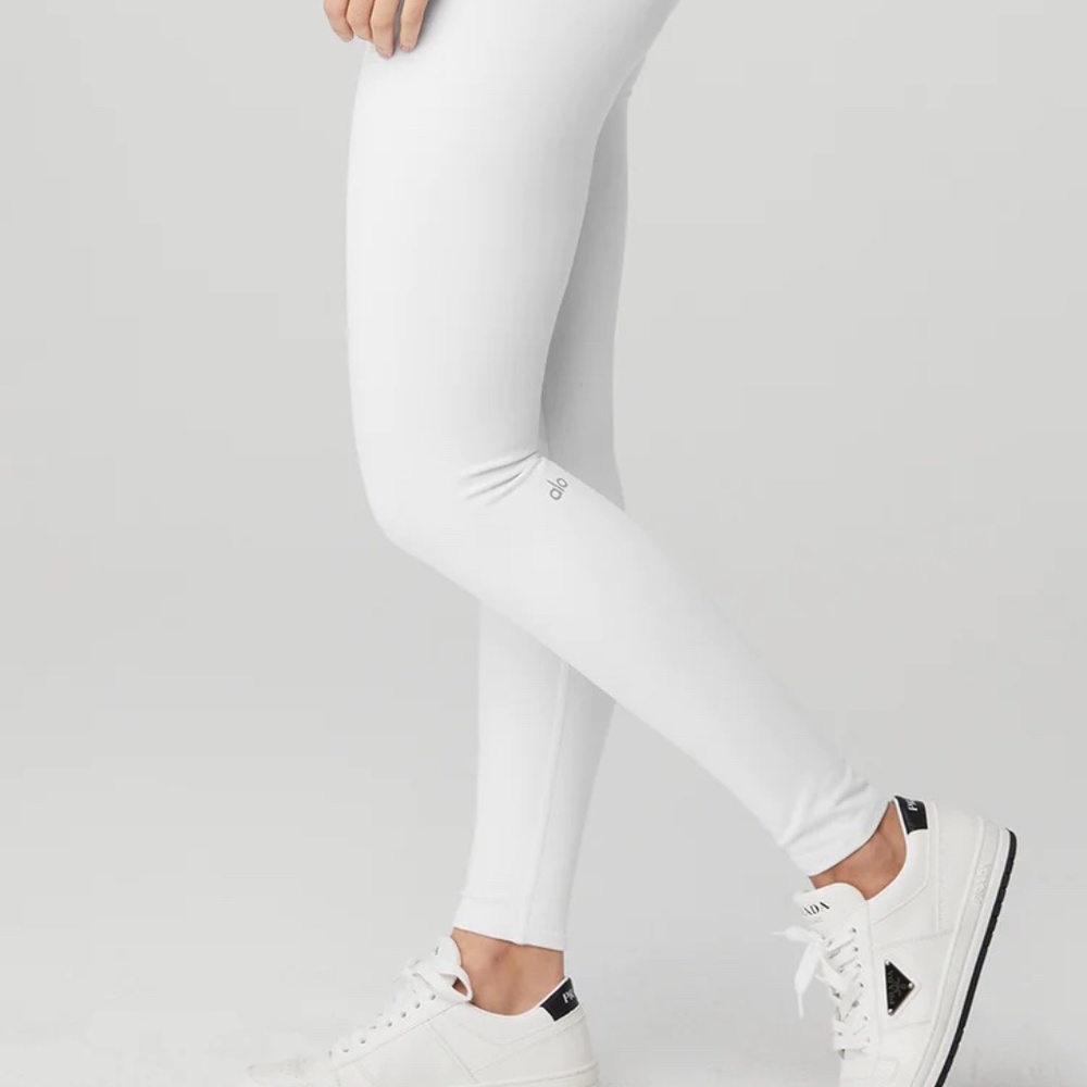 Alo High Waisted Airbrush White Legging Size M